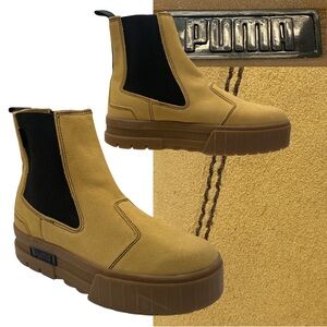 Puma Mayze Suede Platform‎ Chelsea Boots Shoes Size 11